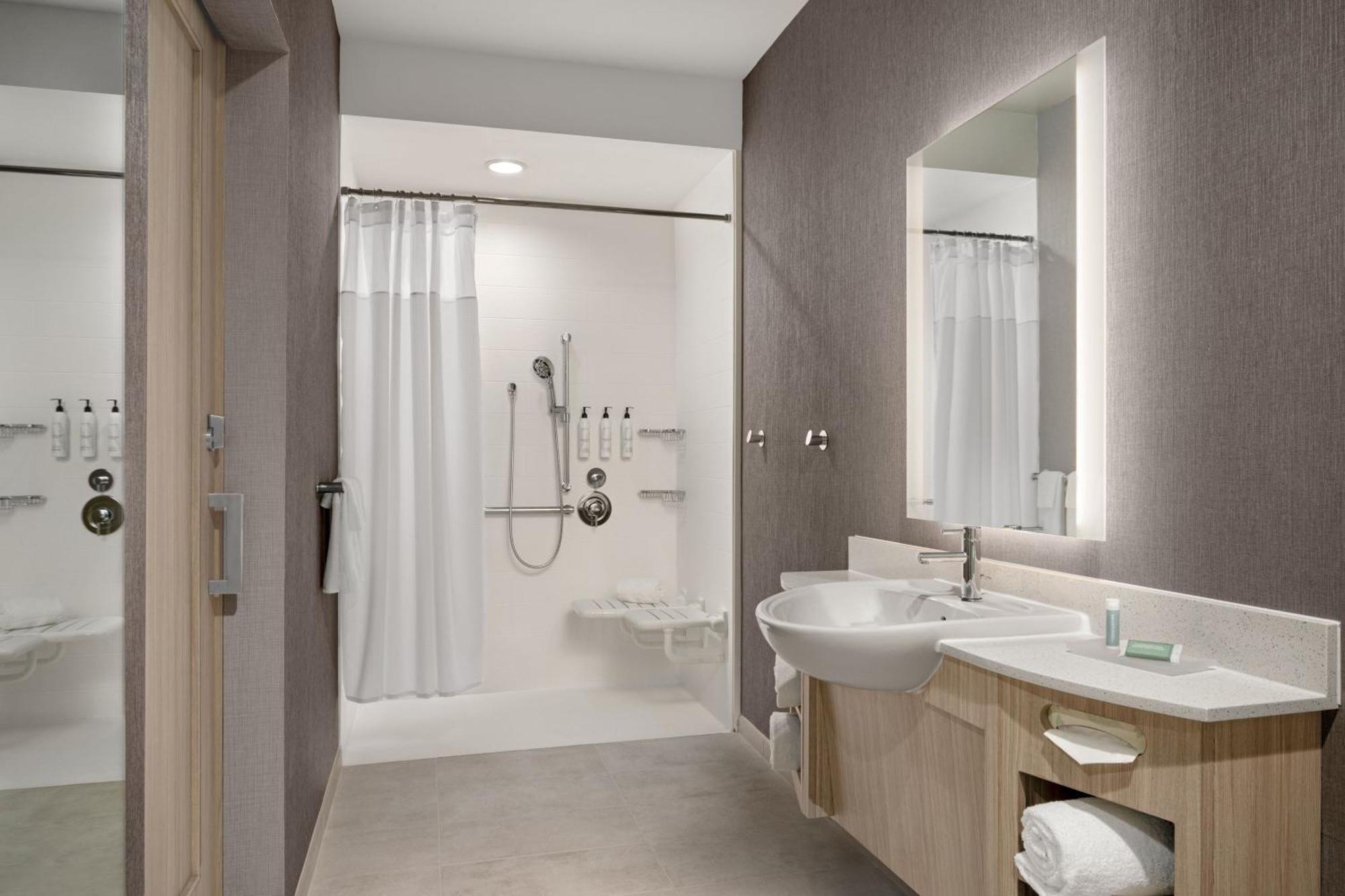 Springhill Suites By Marriott Kalamazoo Portage Exterior photo